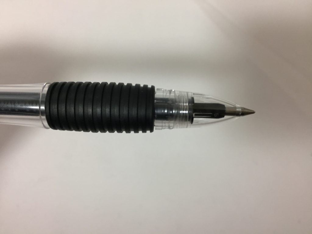 ふくらみボディが特徴の滑らかなボールペン icリキッド | ペン回し 